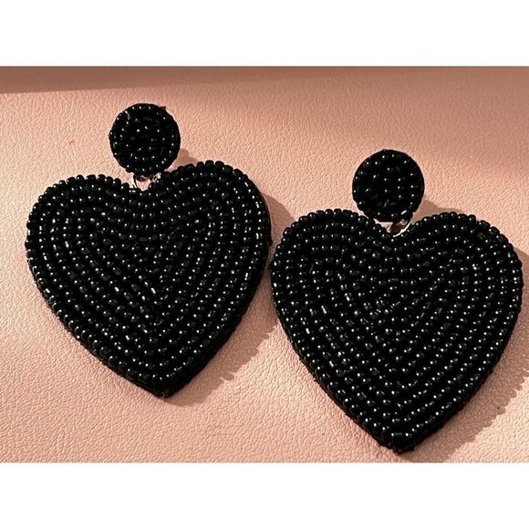BLACK Heart Felt Back Beaded Earrings - Picture 1 of 4